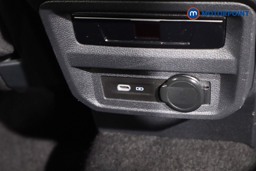 Volkswagen Tiguan Allspace Life Manual Petrol SUV - Stock Number (1609186) - 14th supplementary image