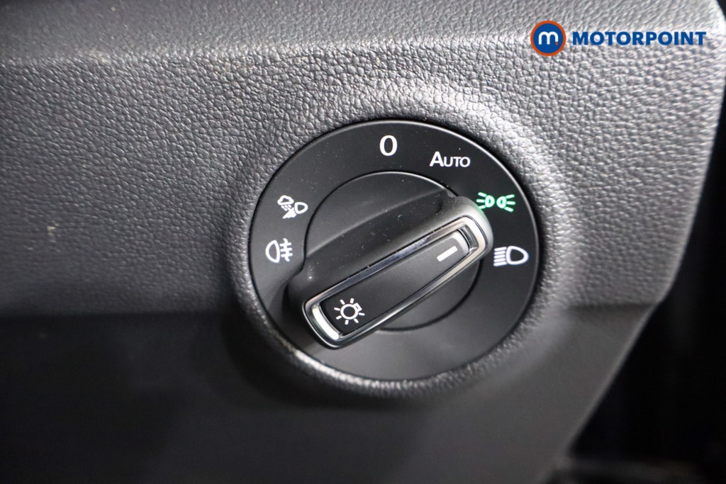 Volkswagen T-Roc Black Edition Automatic Petrol SUV - Stock Number (1609440) - 17th supplementary image