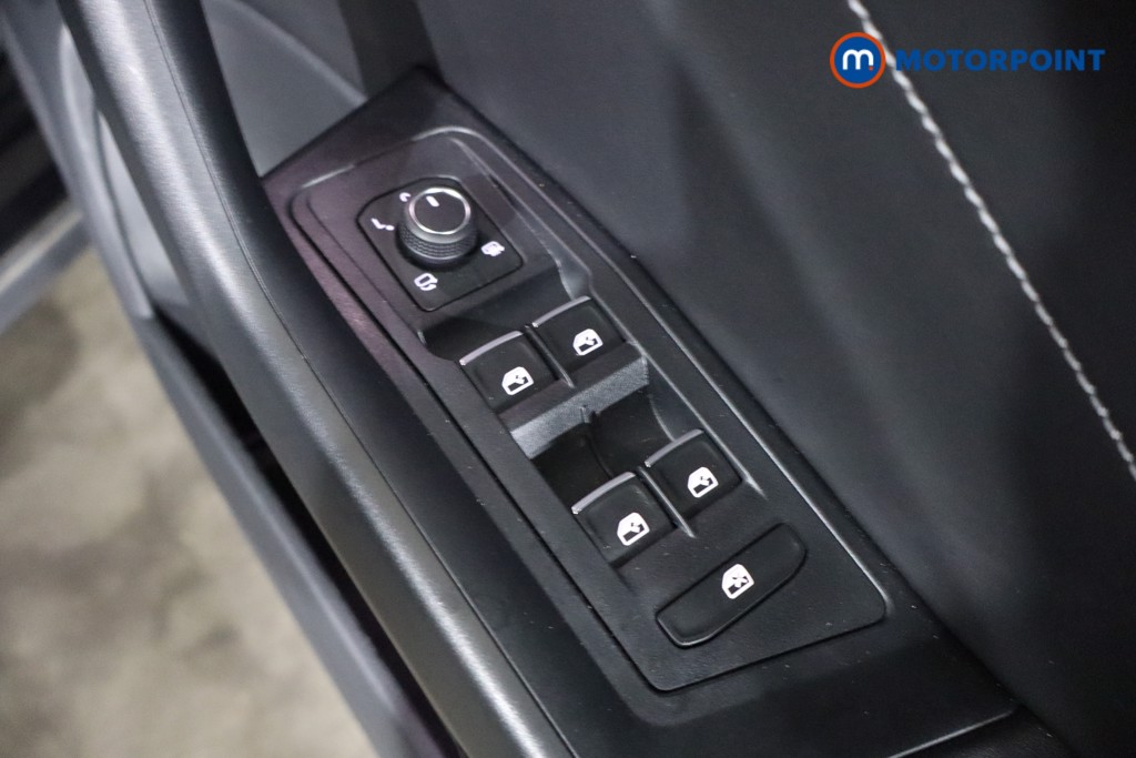 Volkswagen T-Roc Black Edition Automatic Petrol SUV - Stock Number (1609440) - 18th supplementary image