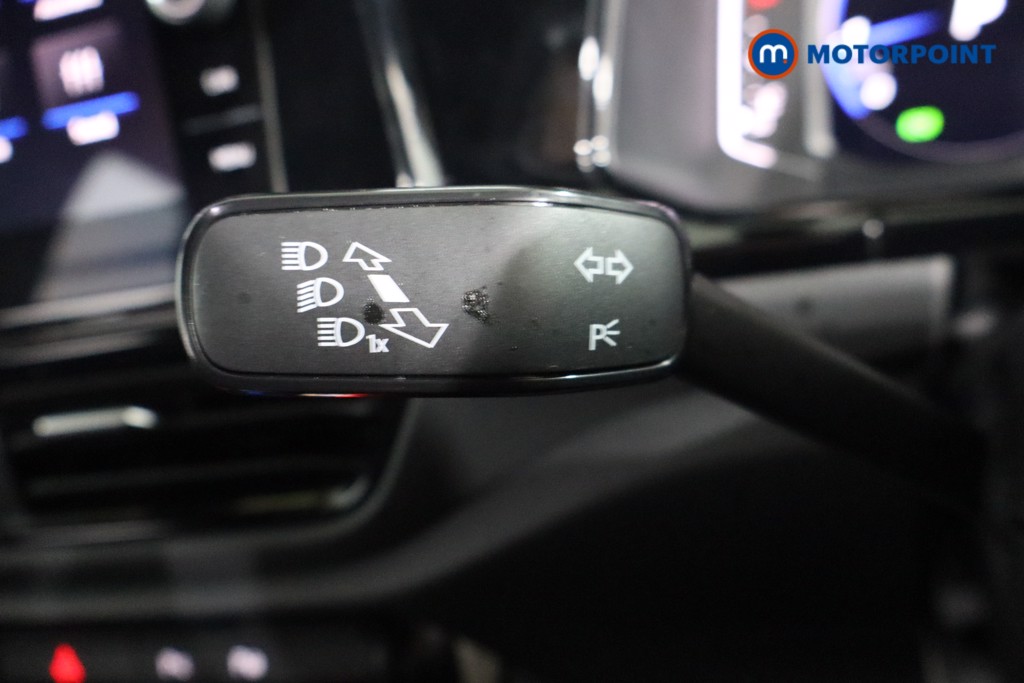 Volkswagen T-Roc Black Edition Automatic Petrol SUV - Stock Number (1609443) - 15th supplementary image