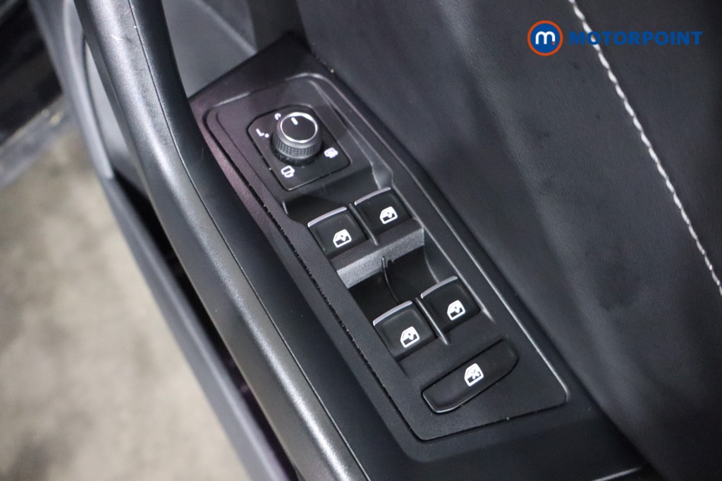 Volkswagen T-Roc Black Edition Automatic Petrol SUV - Stock Number (1609443) - 18th supplementary image