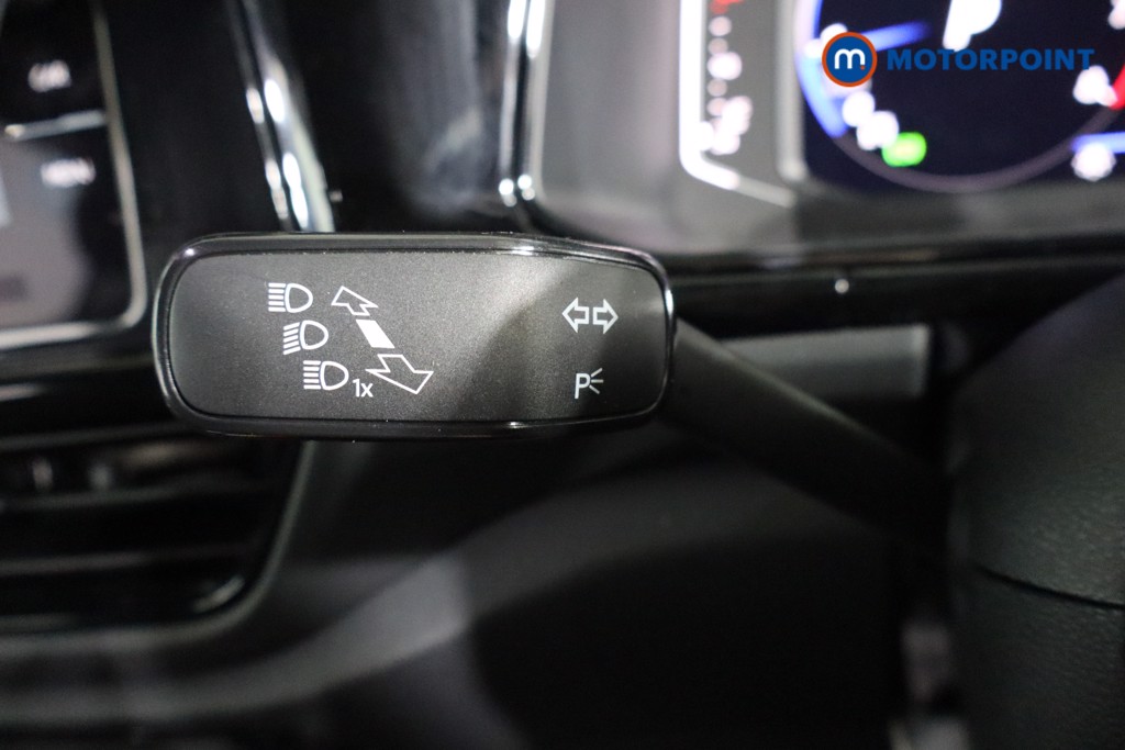 Volkswagen T-Roc Black Edition Automatic Petrol SUV - Stock Number (1609445) - 15th supplementary image