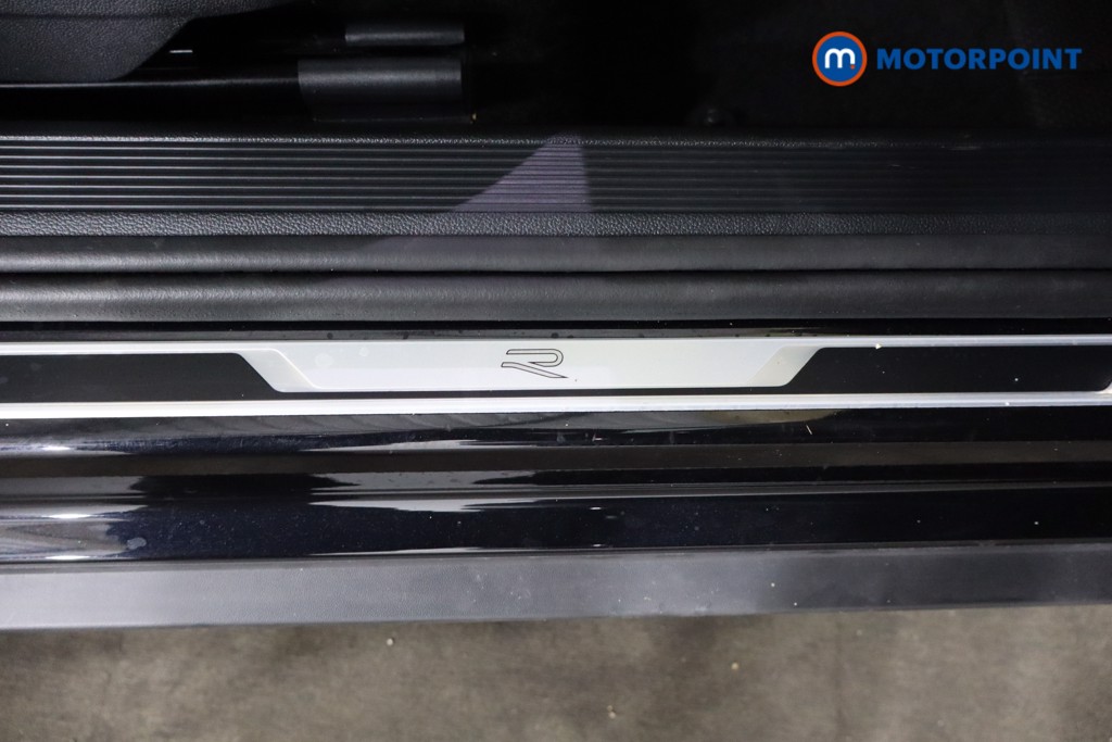 Volkswagen T-Roc Black Edition Automatic Petrol SUV - Stock Number (1609445) - 19th supplementary image