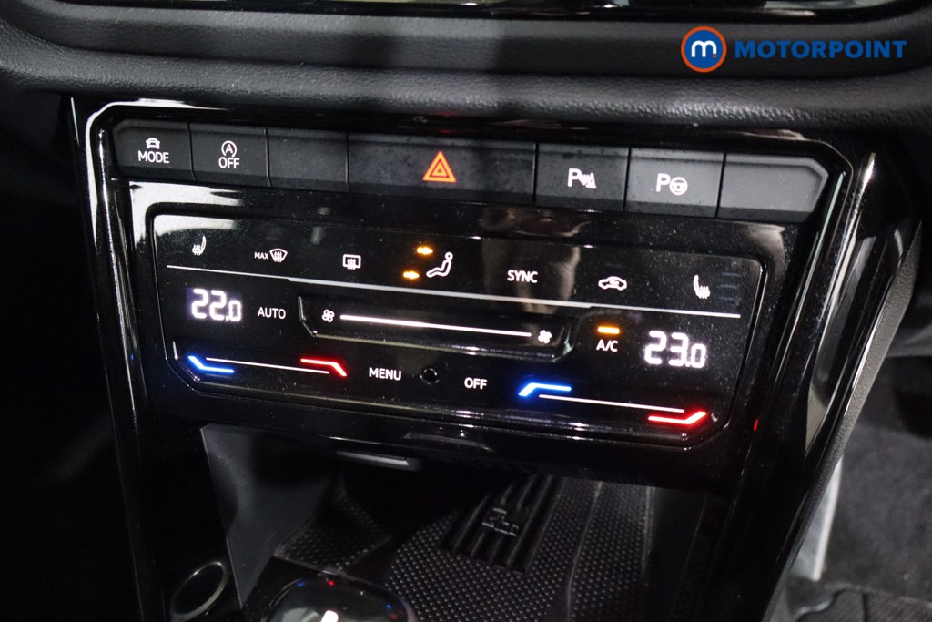 Volkswagen T-Roc Black Edition Automatic Petrol SUV - Stock Number (1611163) - 11th supplementary image