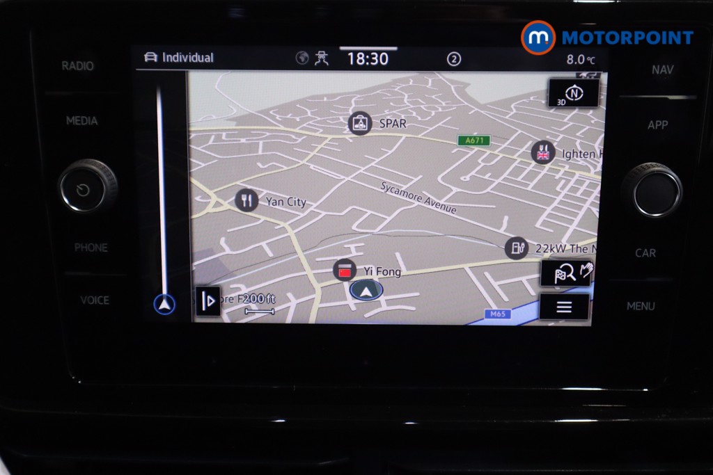 Volkswagen T-Roc R-Line Automatic Diesel SUV - Stock Number (1590939) - 2nd supplementary image