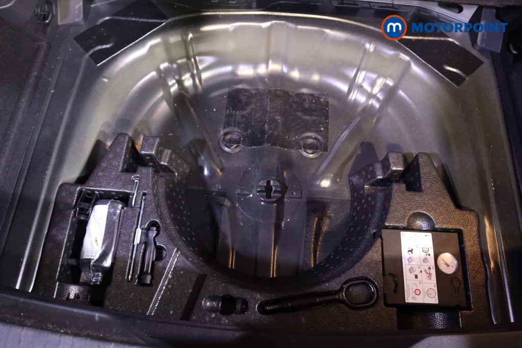 Volkswagen T-Roc R-Line Automatic Diesel SUV - Stock Number (1590939) - 29th supplementary image