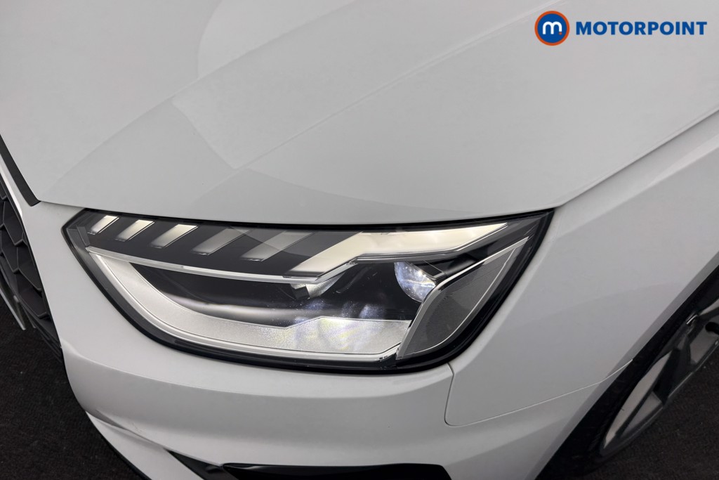 Audi A4 Black Edition Automatic Petrol Estate - Stock Number (1591872) - 29th supplementary image