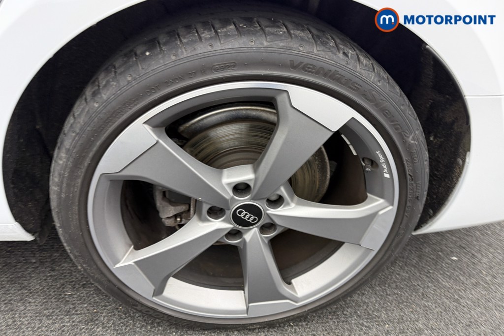 Audi A4 Black Edition Automatic Petrol Estate - Stock Number (1591872) - 32nd supplementary image