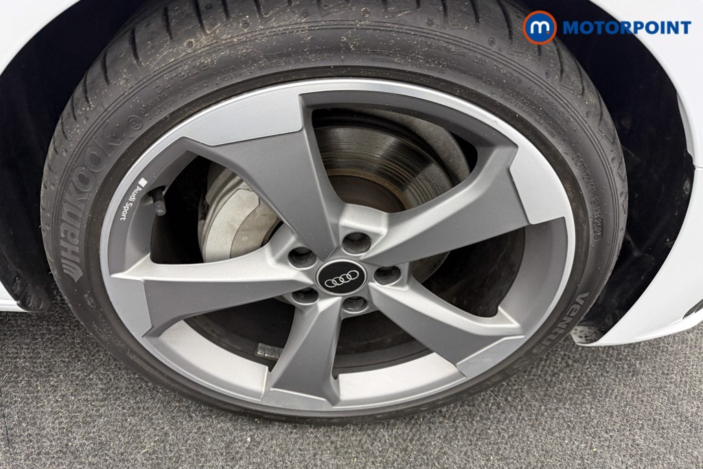 Audi A4 Black Edition Automatic Petrol Estate - Stock Number (1591872) - 34th supplementary image