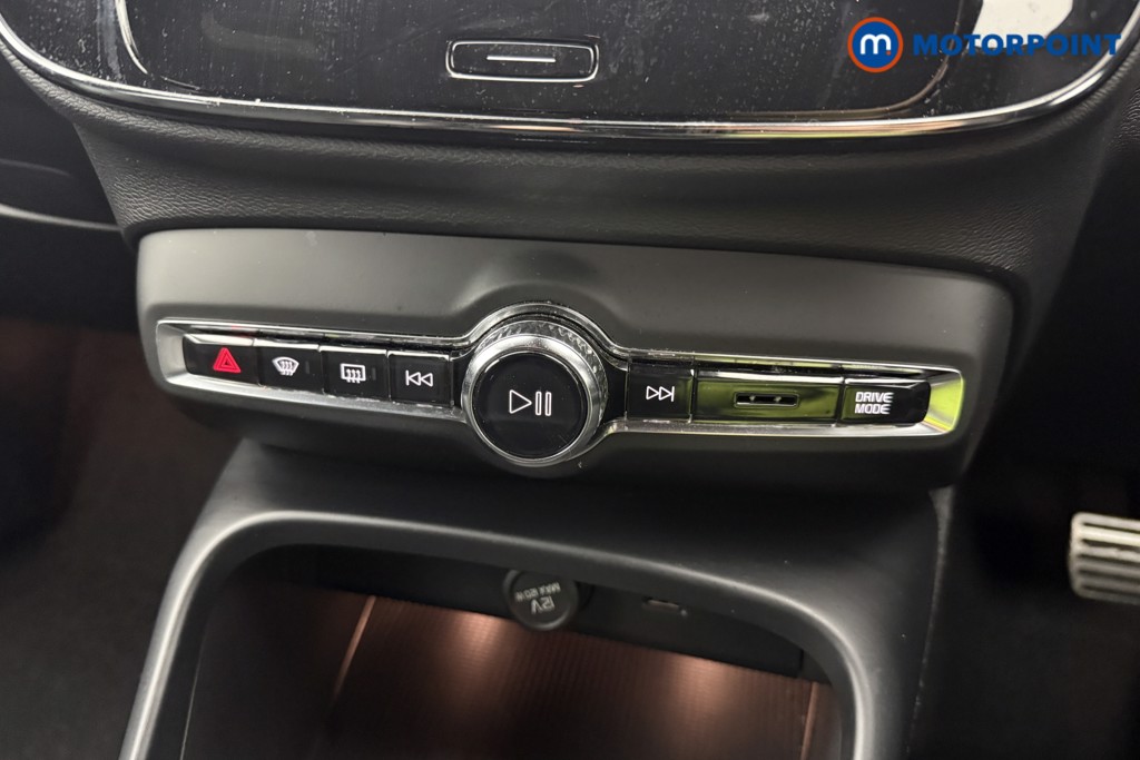Volvo Xc40 R Design Automatic Petrol SUV - Stock Number (1594009) - 3rd supplementary image