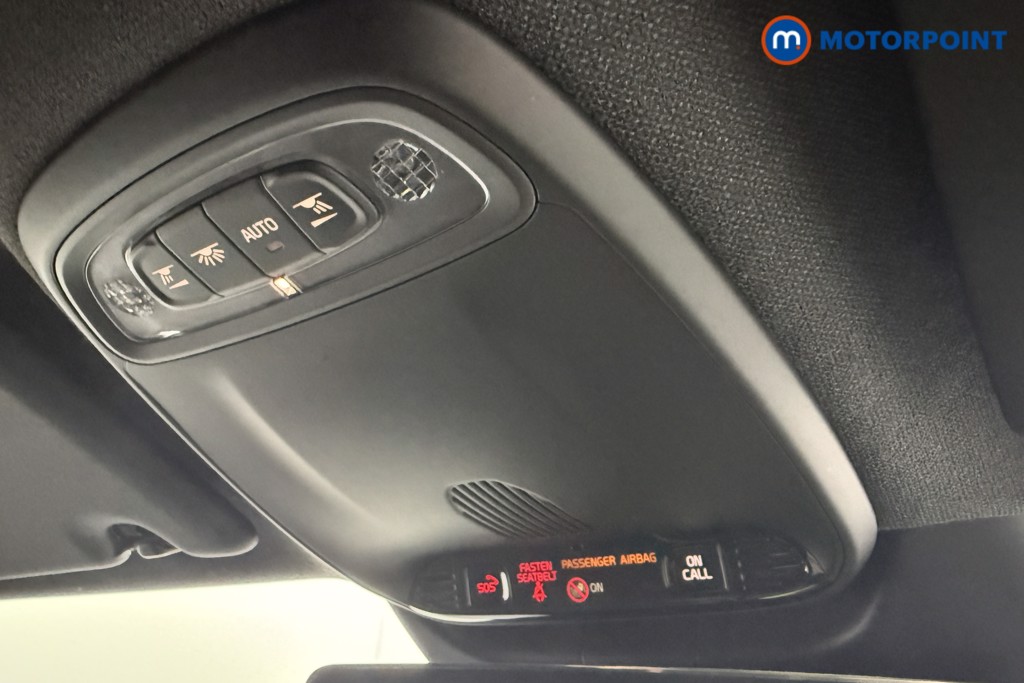 Volvo Xc40 R Design Automatic Petrol SUV - Stock Number (1594009) - 8th supplementary image