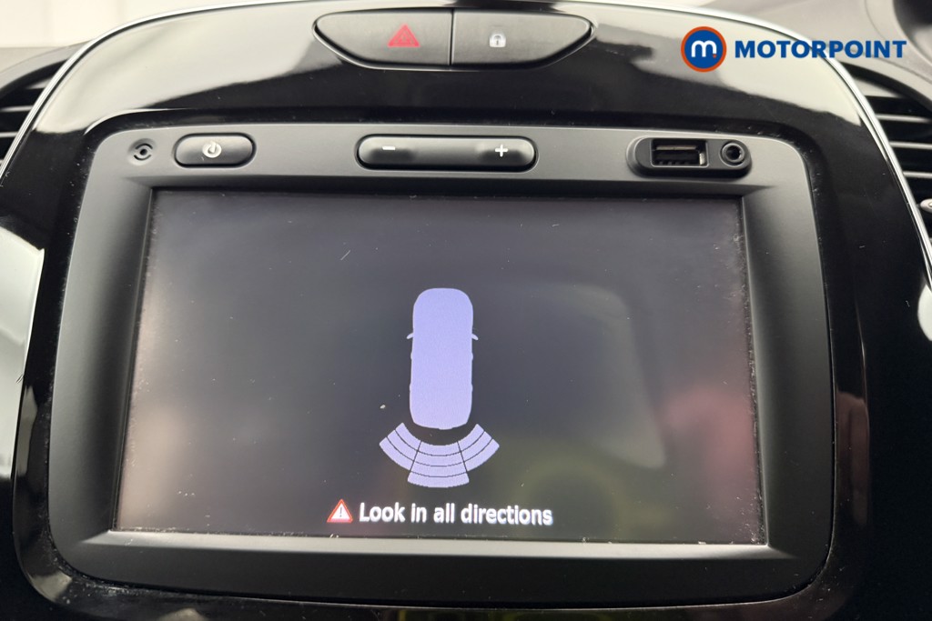 Renault Captur Iconic Manual Petrol SUV - Stock Number (1595302) - 3rd supplementary image