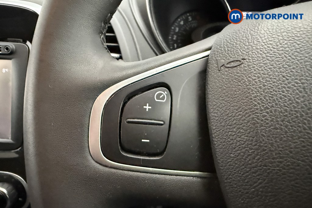 Renault Captur Iconic Manual Petrol SUV - Stock Number (1595302) - 13th supplementary image