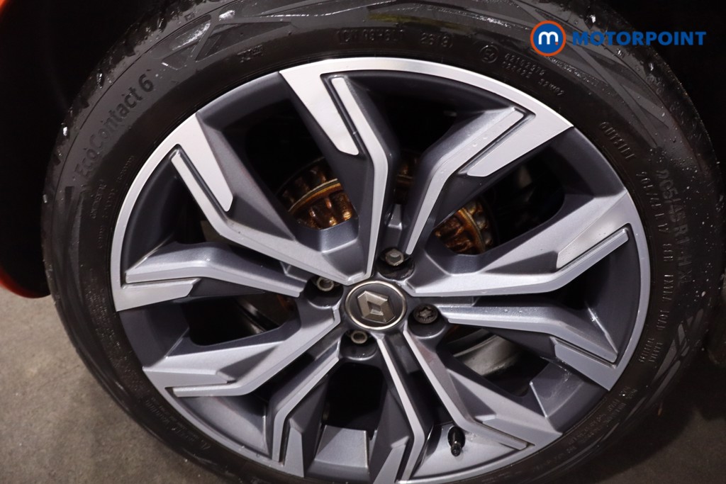 Renault Clio Iconic Manual Petrol Hatchback - Stock Number (1597950) - 9th supplementary image