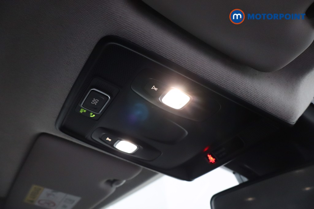 Renault Clio Iconic Manual Petrol Hatchback - Stock Number (1597950) - 18th supplementary image