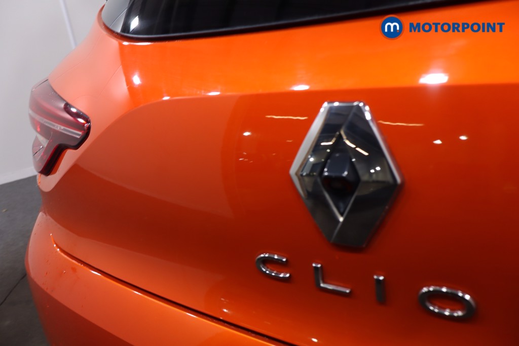 Renault Clio Iconic Manual Petrol Hatchback - Stock Number (1597950) - 28th supplementary image