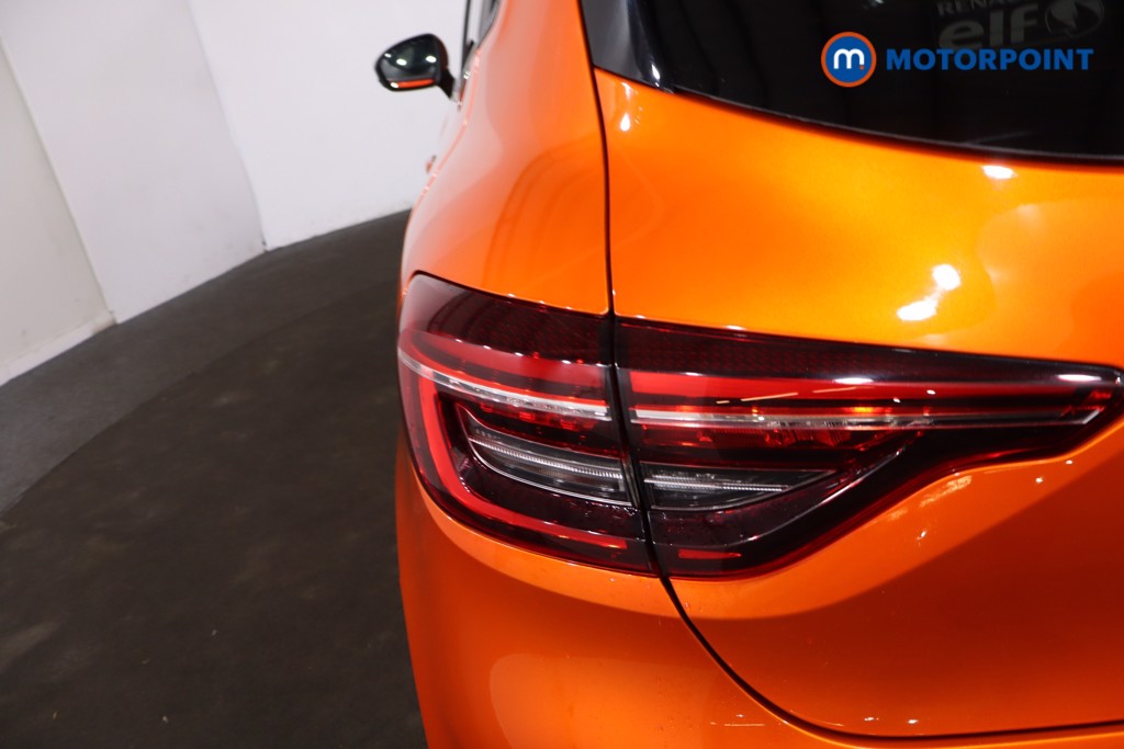 Renault Clio Iconic Manual Petrol Hatchback - Stock Number (1597950) - 30th supplementary image