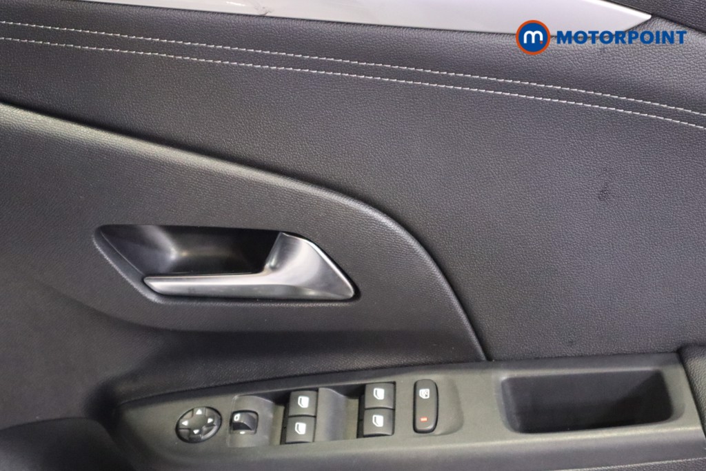 Vauxhall Corsa GS Manual Petrol Hatchback - Stock Number (1600863) - 14th supplementary image