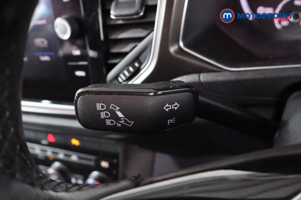 Volkswagen T-Roc SE Manual Petrol SUV - Stock Number (1603316) - 14th supplementary image