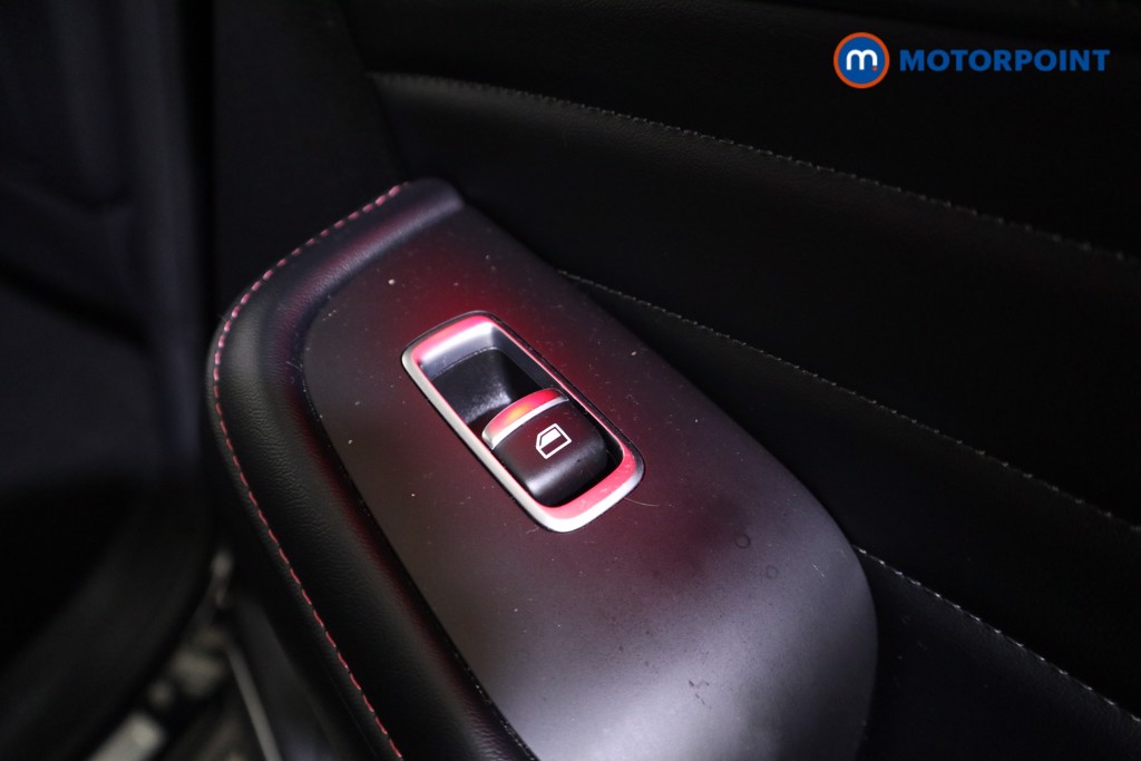 Mg Motor Uk HS Exclusive Manual Petrol SUV - Stock Number (1604086) - 18th supplementary image