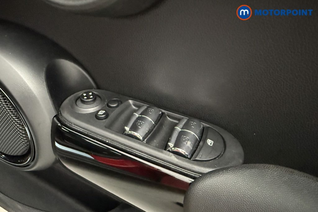 Mini Hatchback Cooper Exclusive Automatic Petrol Hatchback - Stock Number (1604479) - 20th supplementary image