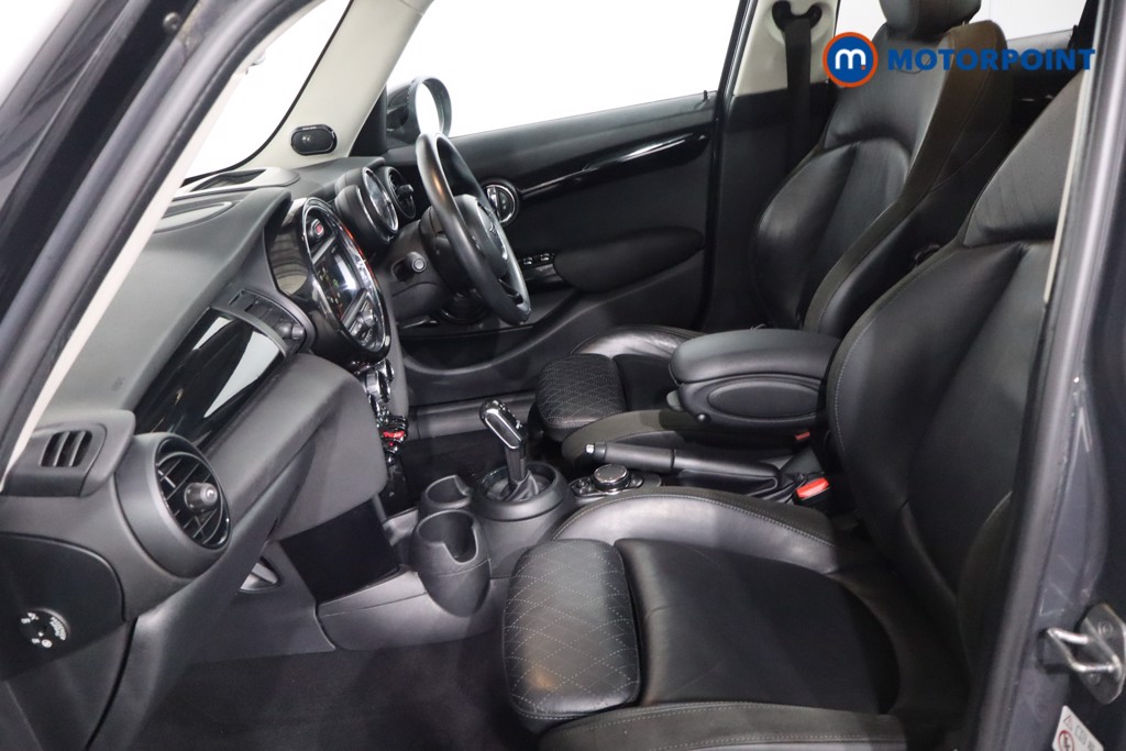 Mini Hatchback Cooper S Classic Automatic Petrol Hatchback - Stock Number (1604729) - 4th supplementary image