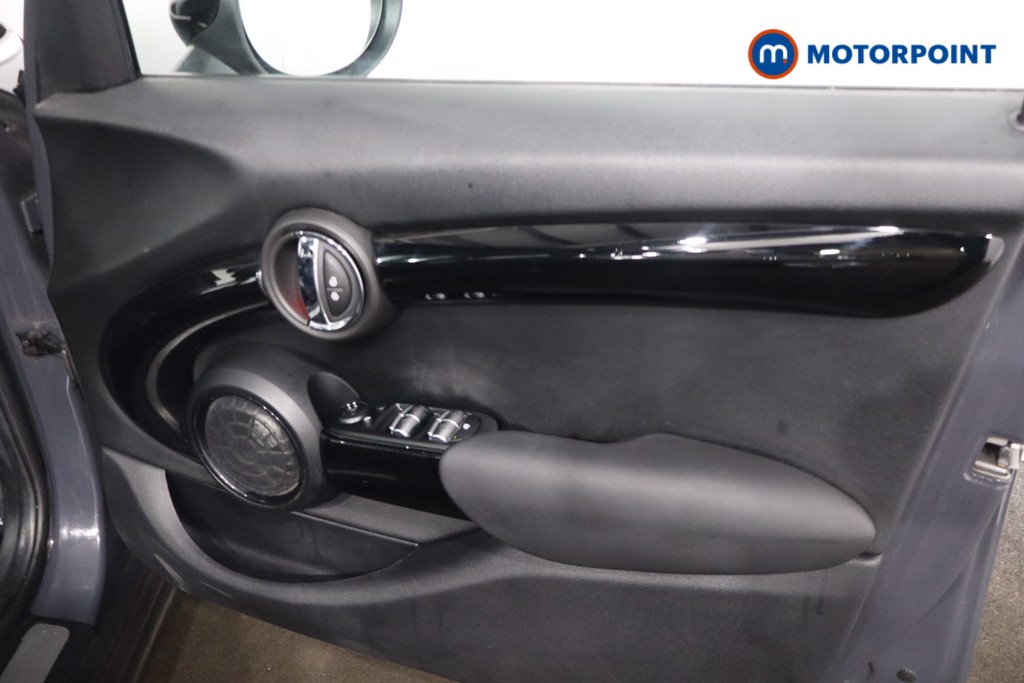 Mini Hatchback Cooper S Classic Automatic Petrol Hatchback - Stock Number (1604729) - 21st supplementary image