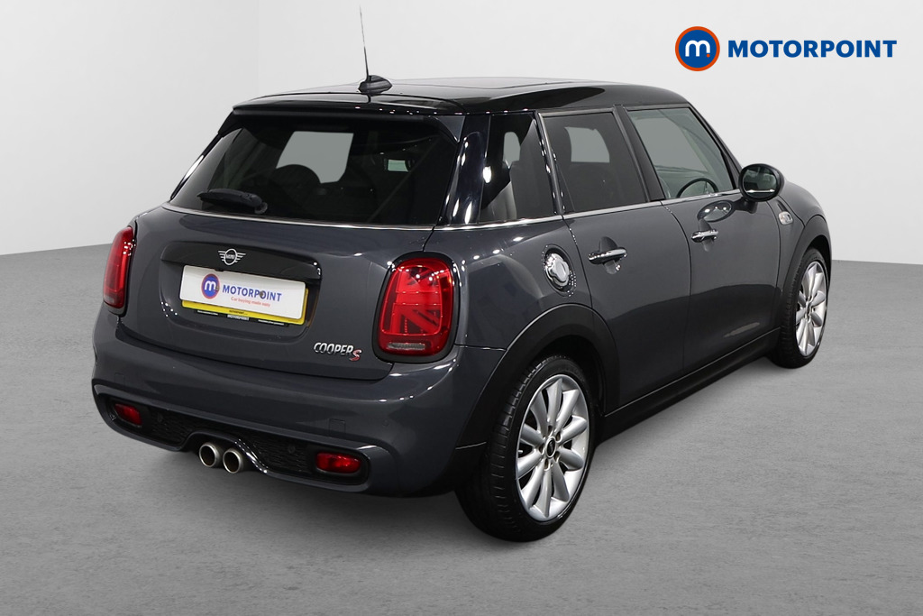 Mini Hatchback Cooper S Classic Automatic Petrol Hatchback - Stock Number (1604729) - Drivers side rear corner