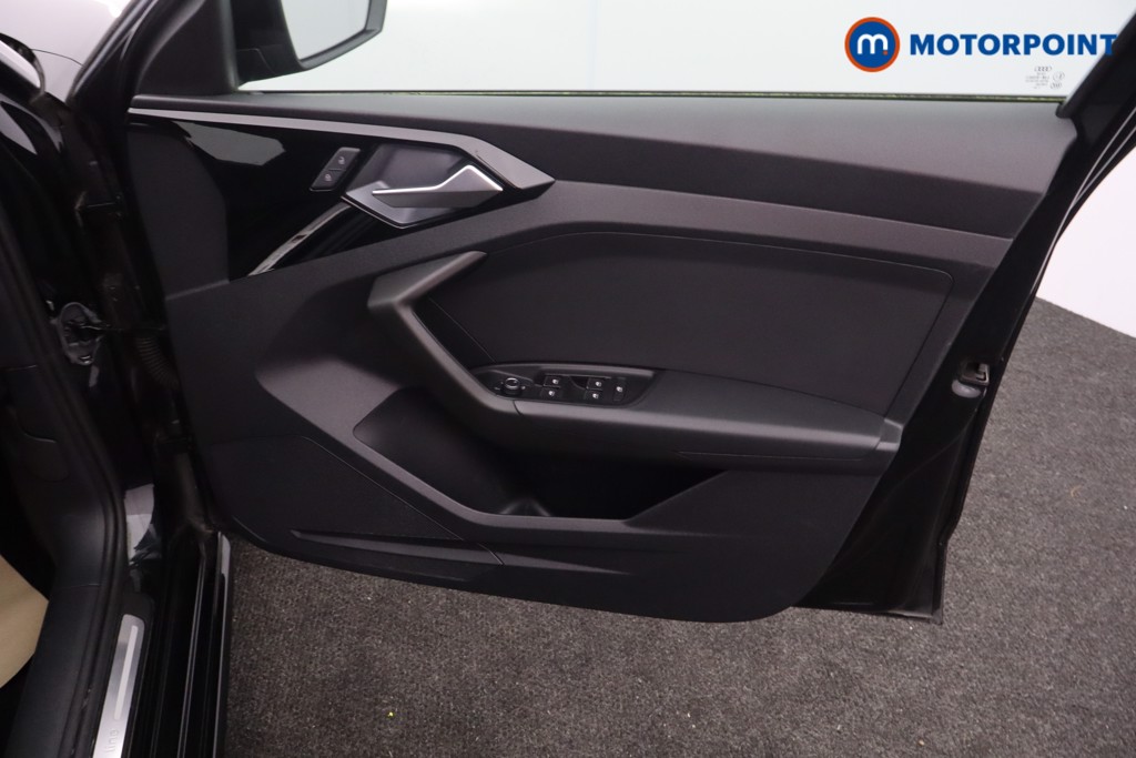 Audi A1 S Line Manual Petrol Hatchback - Stock Number (1606219) - 13th supplementary image