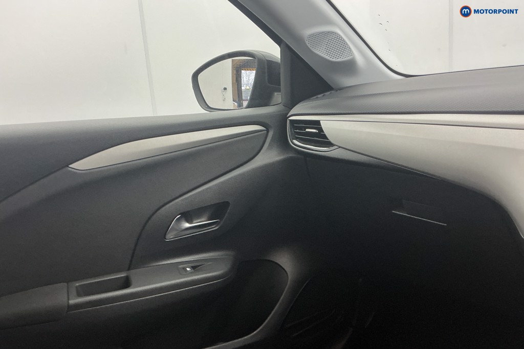 Vauxhall Corsa Se Nav Manual Petrol Hatchback - Stock Number (1606900) - 20th supplementary image