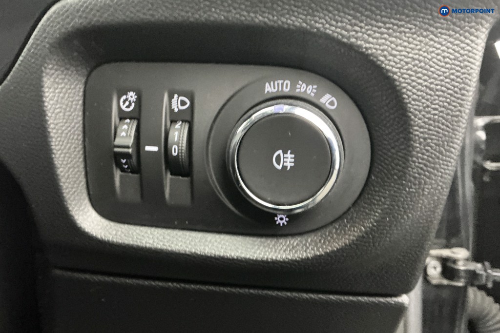 Vauxhall Corsa Se Nav Manual Petrol Hatchback - Stock Number (1606900) - 23rd supplementary image