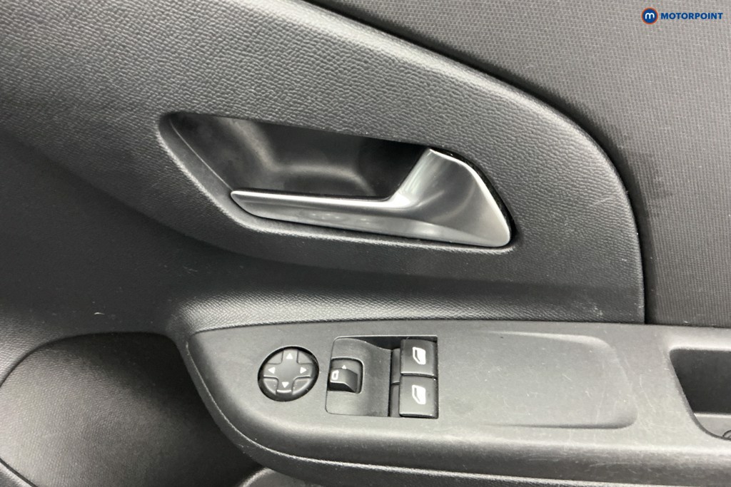 Vauxhall Corsa Se Nav Manual Petrol Hatchback - Stock Number (1606900) - 25th supplementary image