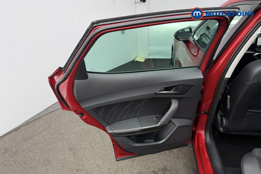 Cupra Formentor V1 Automatic Petrol Plug-In Hybrid SUV - Stock Number (1607111) - 8th supplementary image