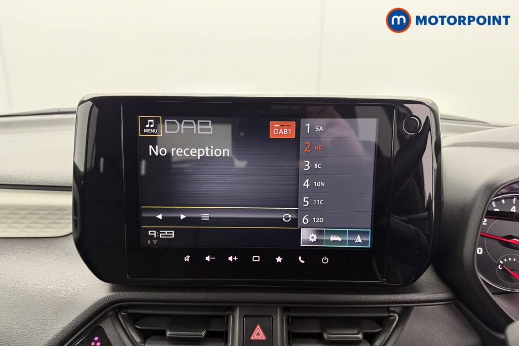 Suzuki Swift Motion Automatic Petrol Hatchback - Stock Number (1607406) - 6th supplementary image