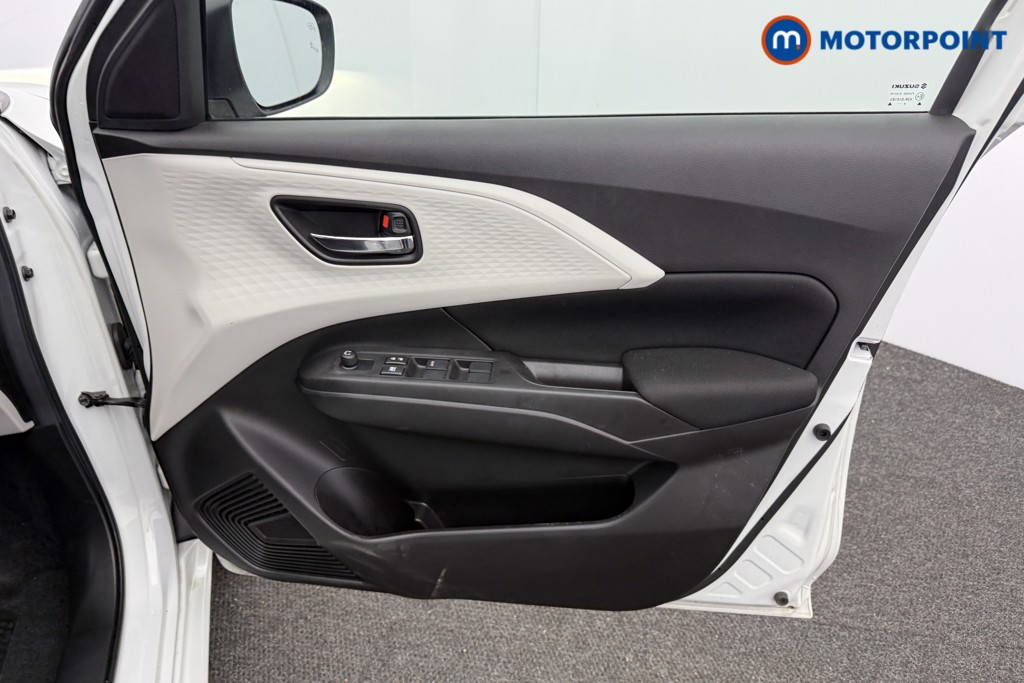 Suzuki Swift Motion Automatic Petrol Hatchback - Stock Number (1607406) - 16th supplementary image