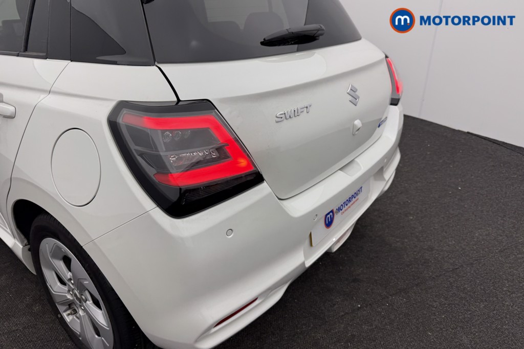 Suzuki Swift Motion Automatic Petrol Hatchback - Stock Number (1607406) - 24th supplementary image