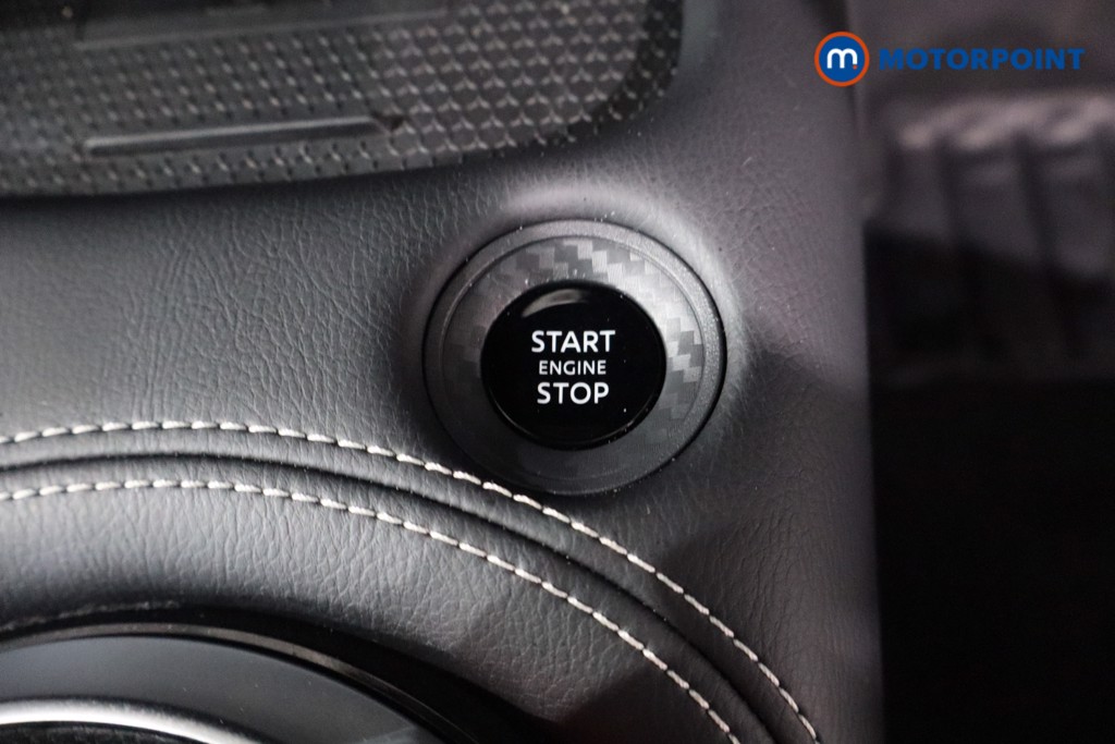 Nissan Juke Tekna Automatic Petrol SUV - Stock Number (1607605) - 20th supplementary image