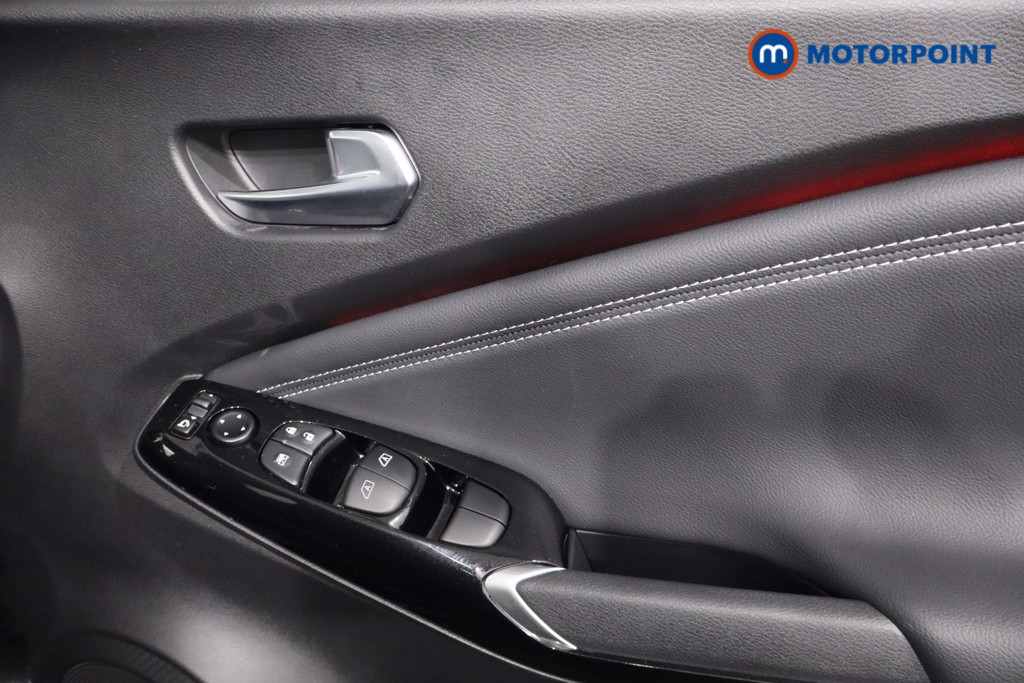 Nissan Juke Tekna Automatic Petrol SUV - Stock Number (1607605) - 24th supplementary image