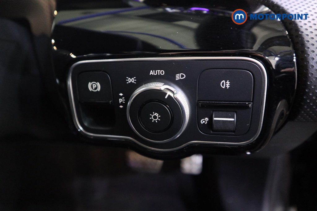 Mercedes-Benz A Class Amg Line Automatic Diesel Hatchback - Stock Number (1607643) - 10th supplementary image