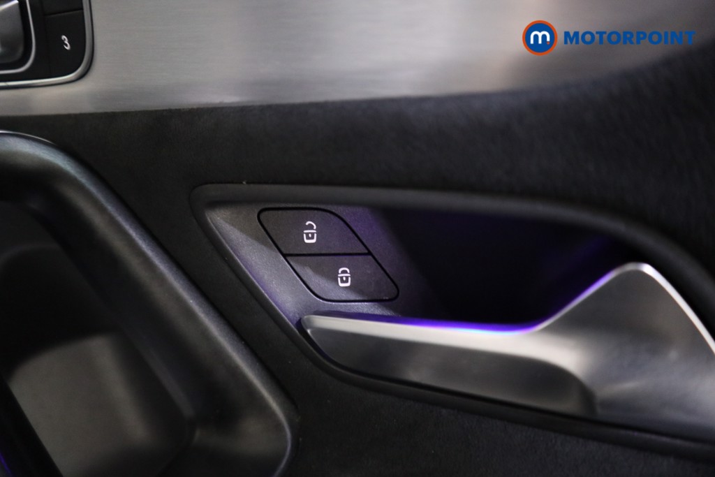 Mercedes-Benz A Class Amg Line Automatic Diesel Hatchback - Stock Number (1607643) - 12th supplementary image