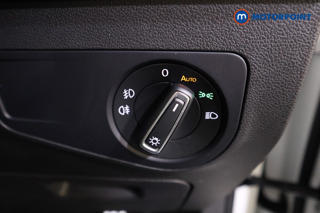 Volkswagen Tiguan R-Line Tech Automatic Petrol SUV - Stock Number (1607660) - 10th supplementary image