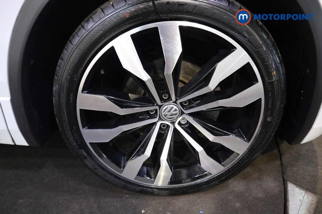 Volkswagen Tiguan R-Line Tech Automatic Petrol SUV - Stock Number (1607660) - 23rd supplementary image