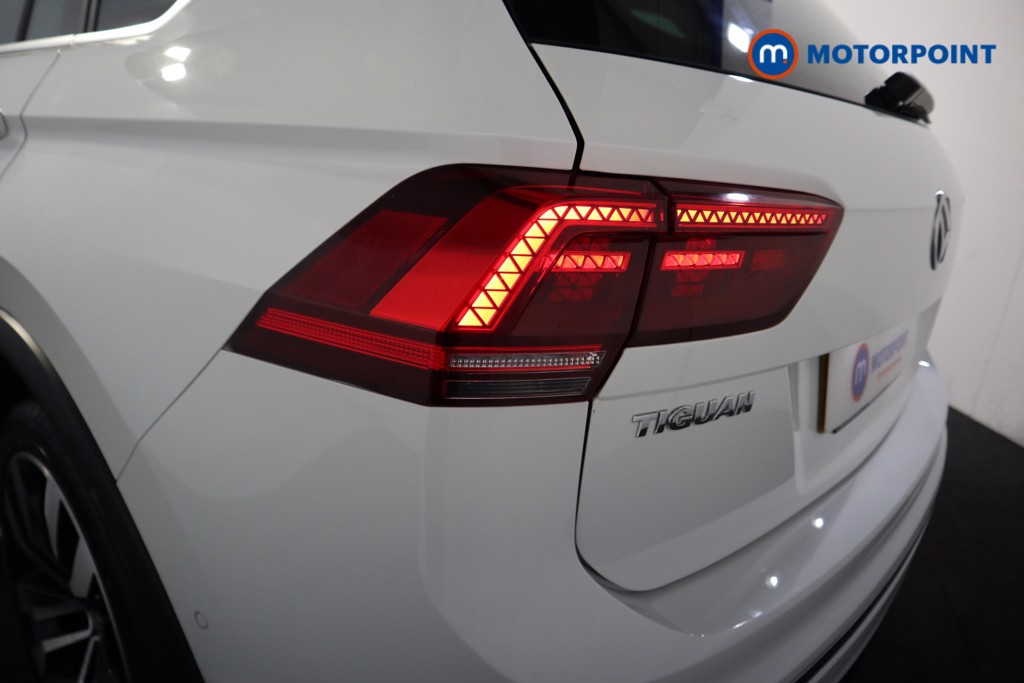 Volkswagen Tiguan R-Line Tech Automatic Petrol SUV - Stock Number (1607660) - 29th supplementary image