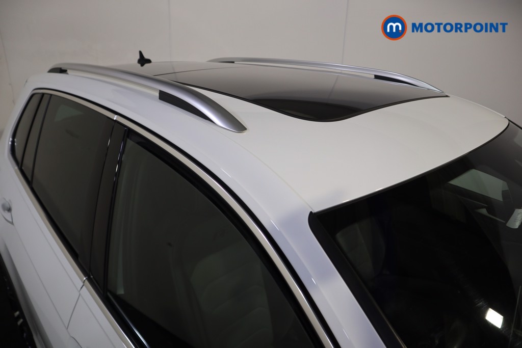 Volkswagen Tiguan R-Line Tech Automatic Petrol SUV - Stock Number (1607660) - 31st supplementary image