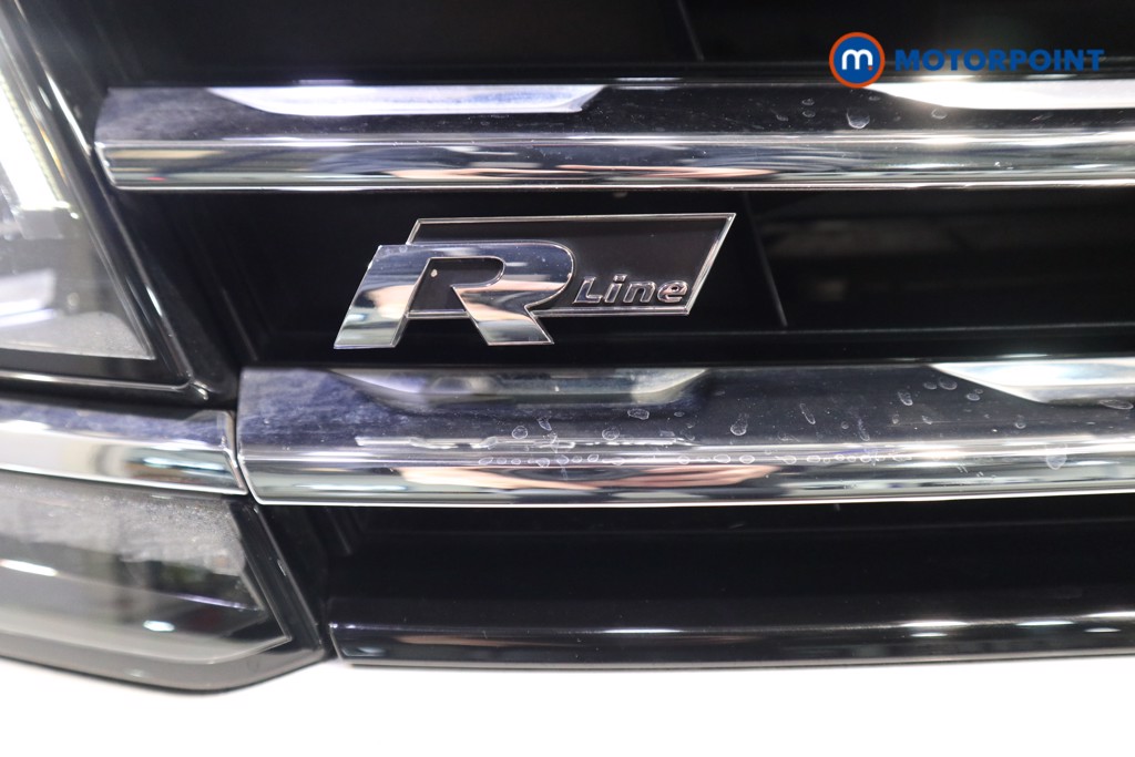 Volkswagen Tiguan R-Line Tech Automatic Petrol SUV - Stock Number (1607660) - 39th supplementary image