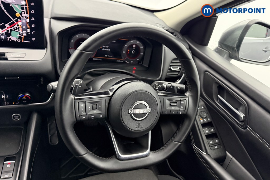Nissan Qashqai N-Connecta Automatic Petrol SUV - Stock Number (1607765) - 3rd supplementary image