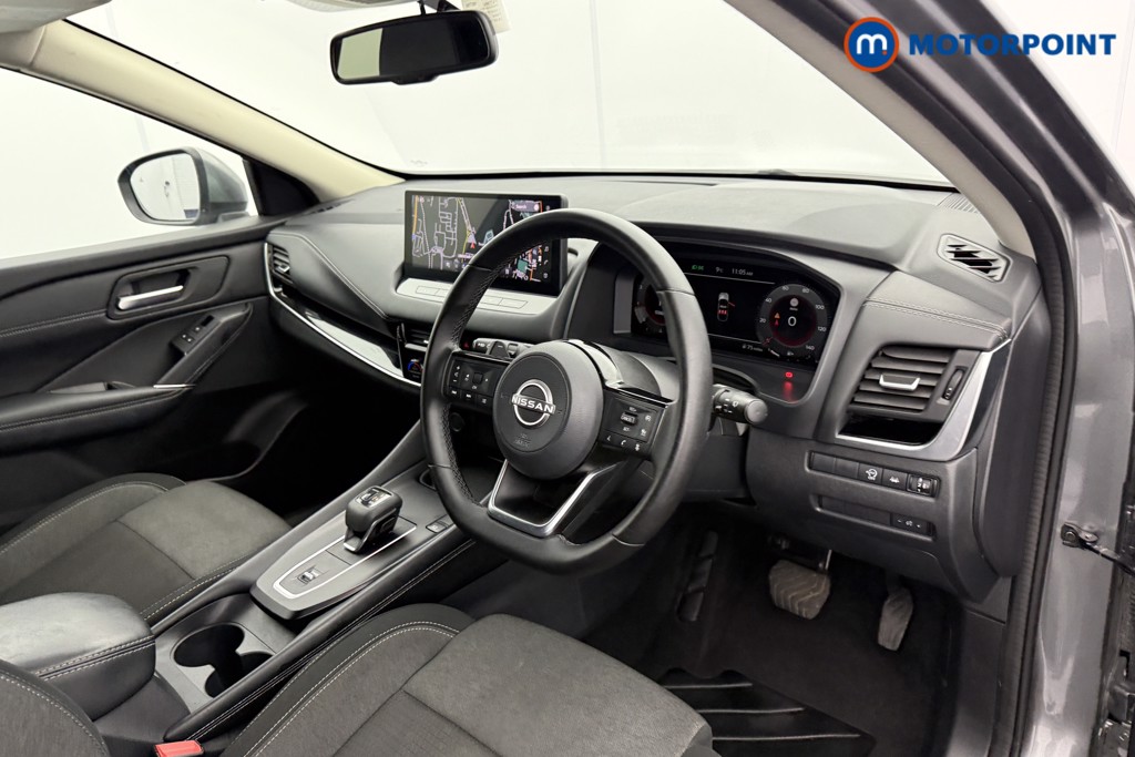 Nissan Qashqai N-Connecta Automatic Petrol SUV - Stock Number (1607765) - 4th supplementary image