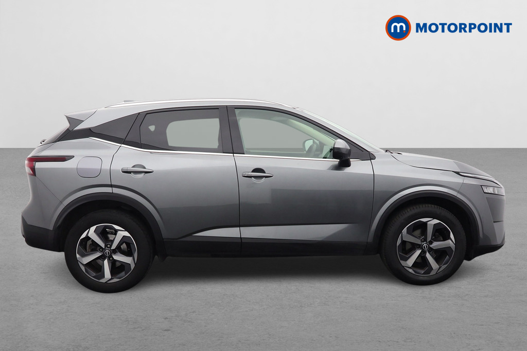 Nissan Qashqai N-Connecta Automatic Petrol SUV - Stock Number (1607765) - Drivers side