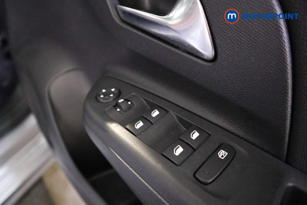 Vauxhall Corsa GS Manual Petrol Hatchback - Stock Number (1607911) - 11th supplementary image