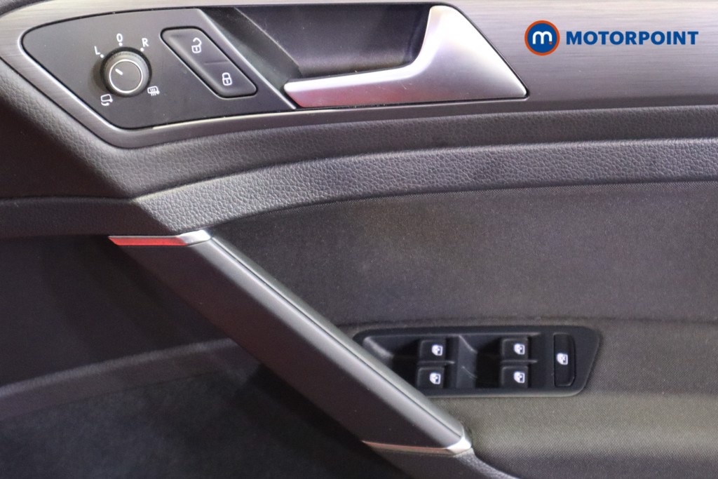 Volkswagen Golf SE Automatic Petrol Hatchback - Stock Number (1607985) - 14th supplementary image